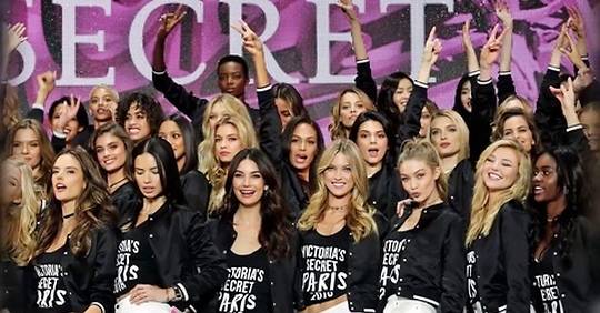 Vid O Victoria S Secret Les Anges Ont D Barqu Paris Pour Le D Fil