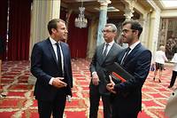 Emmanuel Macron avec Alexis Kohler, secretaire general de l'Elysee, et Ismael Emelien, son conseiller special.