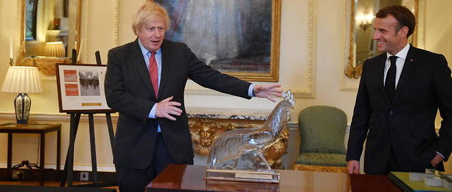 Emmanuel Macron et Boris Johnson au 10 Downing Street, le 18 juin 2020.
