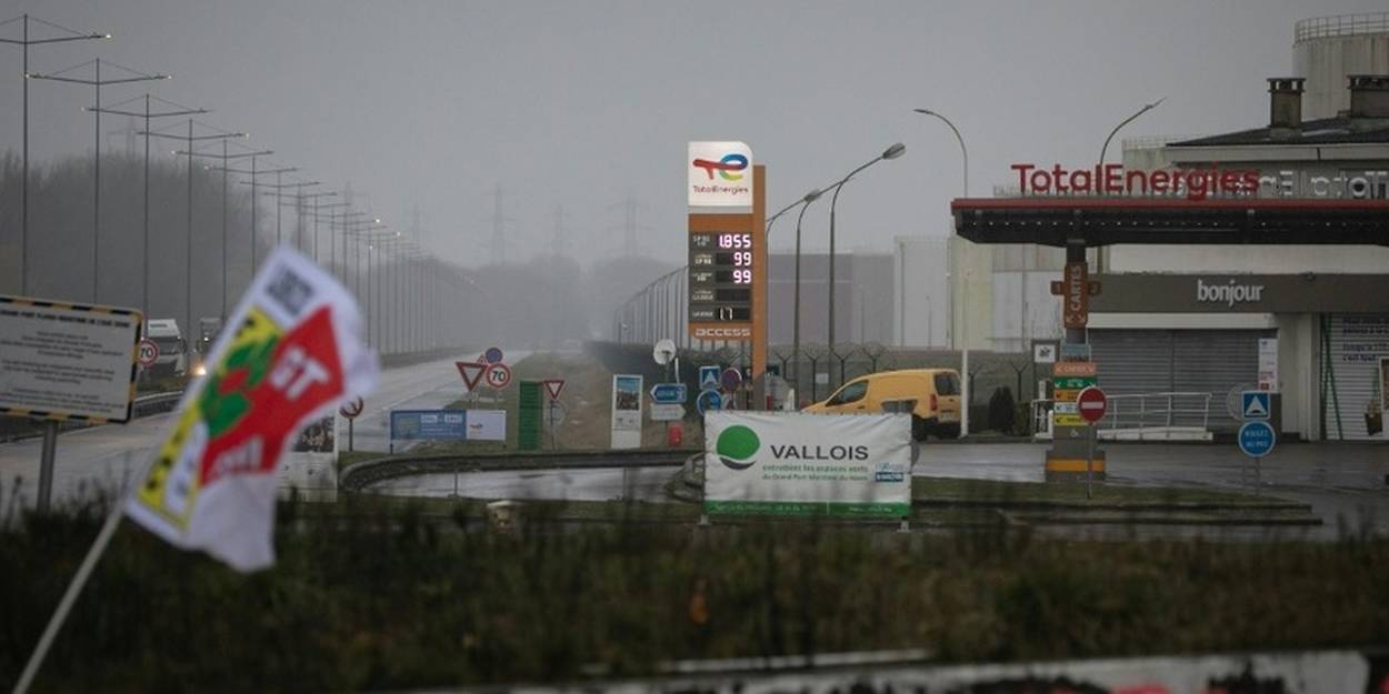 Carburant grève levée dans une raffinerie peu de pénuries dans les