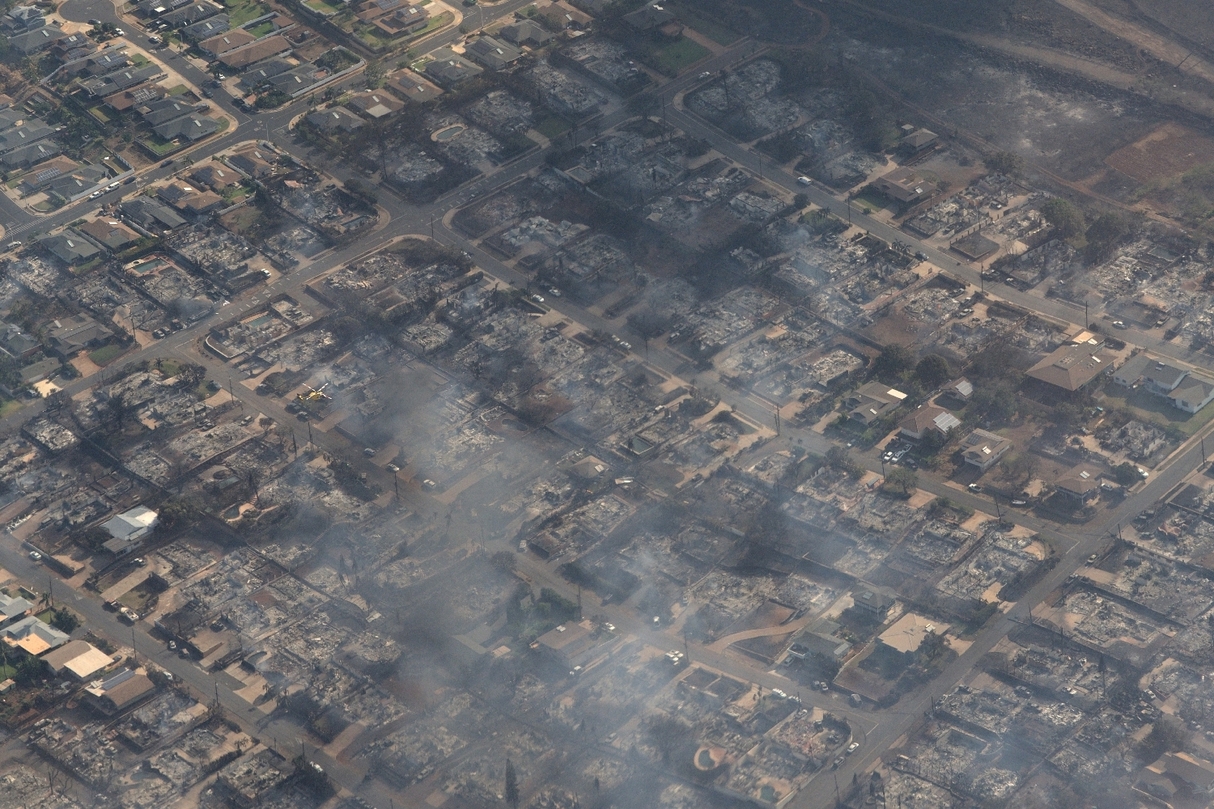 Au moins six morts et des milliers d évacuations à Hawaï ravagé par de