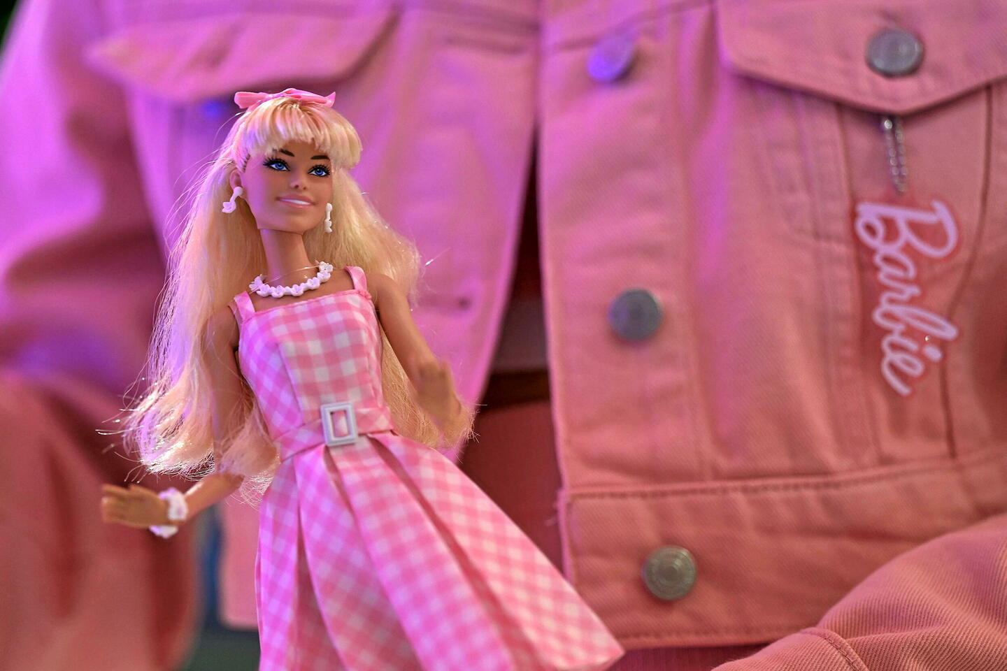 Barbie a 64 ans : Cinq poupées qui ont fait polémique