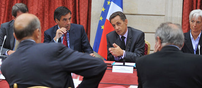 Nicolas Sarkozy a annonce debut mai une reduction de 10 % sur trois ans des depenses de fonctionnement et d'intervention de l'Etat (C) Abaca
