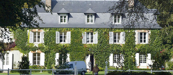 La romanciere Francoise Sagan a fait l'acquisition du manoir du Breuil en 1958, alors qu'elle n'avait que 23 ans (C) ANDRE DURAND / AFP
