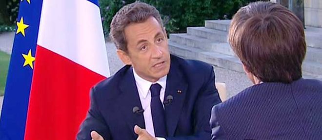 Nicolas Sarkozy sur France 2, le 12 juillet 2010 (C) AFP