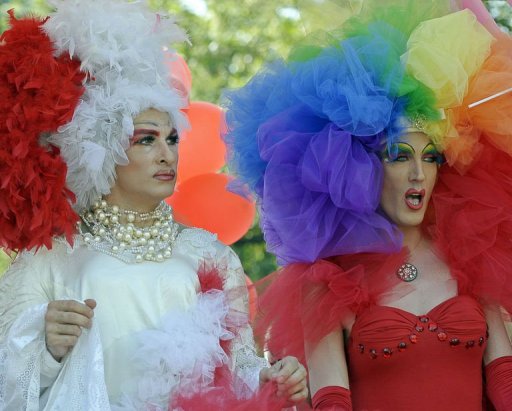 Selon des sondages, deux Polonais sur trois refusent aux organisations d'homosexuels le droit de manifester dans la rue.