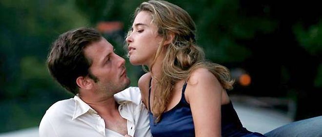 Nicolas Duvauchelle Films Et Programmes Tv La Blonde aux seins nus, mauvais coup ! - Le Point