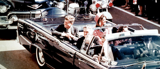 Le couple Kennedy quelques instants avant l'assassinat de JFK, a Dallas. (C)Rues des archives/BCA