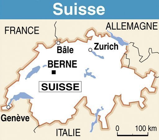 Les autorites suisses ont confirme samedi qu'une Japonaise de 64 ans avait ete tuee vendredi dans le deraillement du celebre train touristique Glacier Express qui traverse les Alpes suisses, et indique que quatre des blesses se trouvaient dans un etat "tres critique".