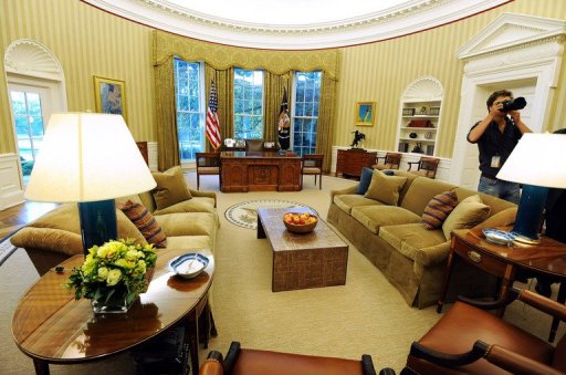 bang ik zal sterk zijn strand Obama fait redécorer le célèbre Bureau ovale de la Maison Blanche