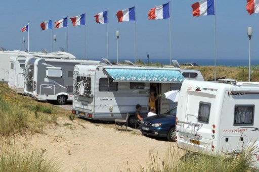 Le 45e salon des vehicules de loisirs s'ouvre samedi au Bourget dans un contexte favorable avec des ventes de camping-cars et mobile-homes qui redemarrent cette annee, selon ses organisateurs.