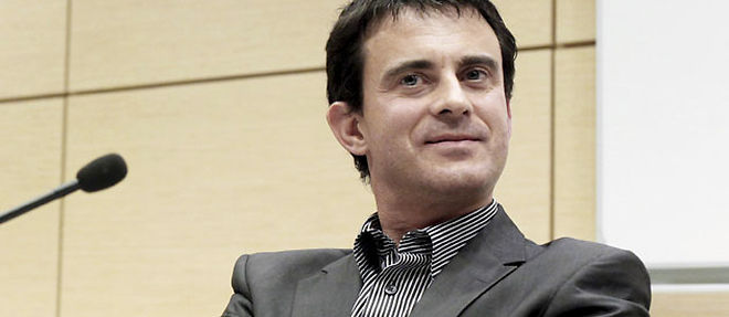 Manuel Valls (C) Abaca