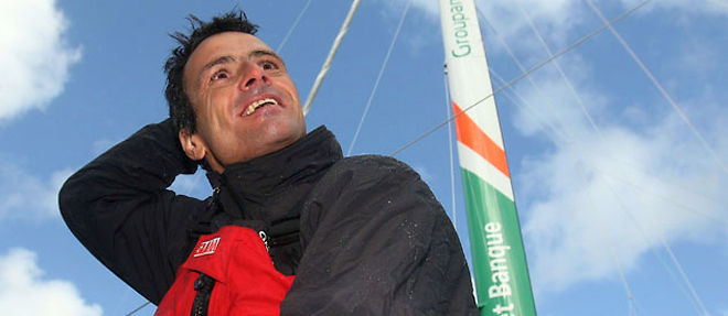 Franck Cammas a remporte la Route du rhum apres 9 jours 3 heures et 14 minutes de mer (C) AP Photo/Jean-Philippe Tranvouez
