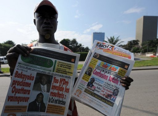Des echanges de tirs nourris ont eu lieu dans la nuit de vendredi a samedi au sud et au nord d'Abidjan, a-t-on appris aupres d'habitants, alors que la Cote d'Ivoire etait sous haute tension avec un president proclame, Laurent Gbagbo, et un autre reconnu a l'etranger, Alassane Ouattara.