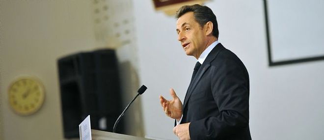 Nicolas Sarkozy est en Inde pour quatre jours et espere ramener dans ses bagages quelques promesses de contrats