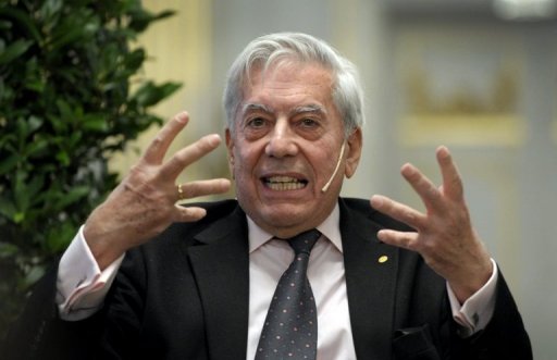 Le prix Nobel de Litterature 2010 Mario Vargas Llosa, pourfendeur des regimes totalitaires, a exprime lundi a Stockholm son sentiment ambivalent face aux revelations du site WikiLeaks, estimant que trop de transparence etait "dangereux pour la democratie".