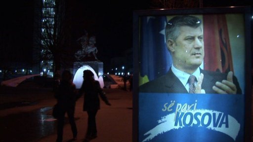 Les Kosovars votent pour les premieres legislatives depuis l'independance