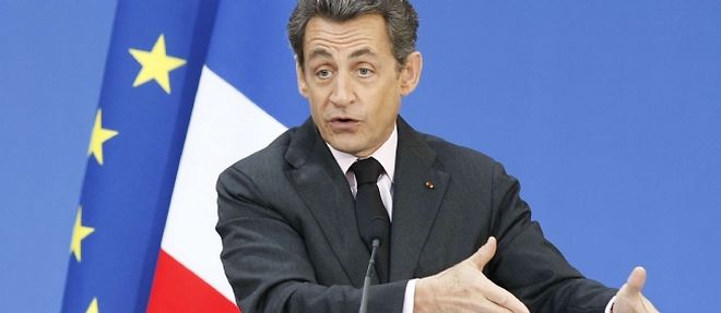 "Je suis persuade que l'on n'aura tous (desormais) qu'une seule ambition, donner au plus grand nombre de nos concitoyens, et notamment les plus jeunes, l'amour et la passion de l'histoire", a insiste Nicolas Sarkozy, mercredi, en presentant ses voeux au monde de la culture