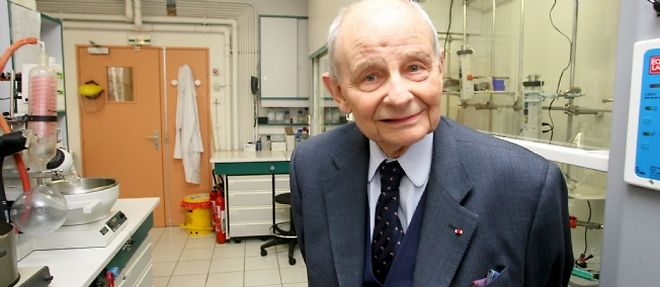 Le laboratoire de Jacques Servier (photo) a ete condamne a indemniser la famille d'une victime de l'Isomeride.
