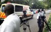 Un convoi avec une ambulance est arriv&eacute; au domicile de Nelson Mandela