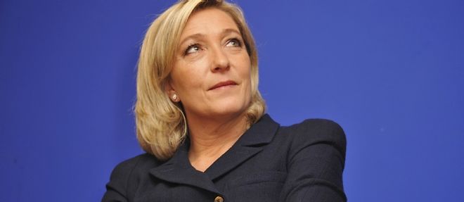 Le Front national de Marine Le Pen entend proposer un "projet transcourant, ni de droite ni de gauche" pour la presidentielle de 2012.