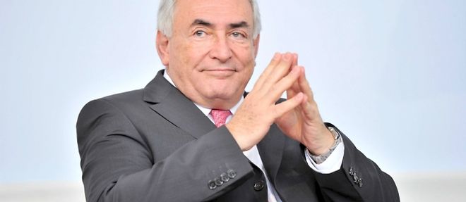 Dominique Strauss-Kahn doit donner plusieurs interviews lors de son passage a Paris a l'occasion du G20