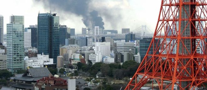 Les immeubles de Tokyo se sont deformes mais aucun ne s'est effondre.