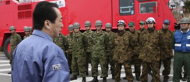 Le Premier ministre japonais Naoto Kan s'est rendu a Fukushima pour la premiere fois depuis le drame.