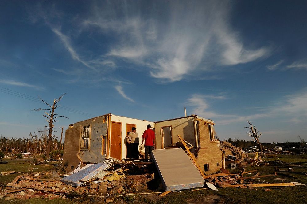 Tornades Destructrices Aux États-Unis