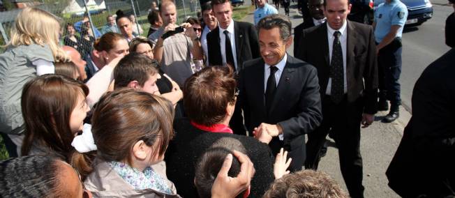 Sarkozy ne &quot;c&eacute;dera pas&quot; sur la prime aux salari&eacute;s
