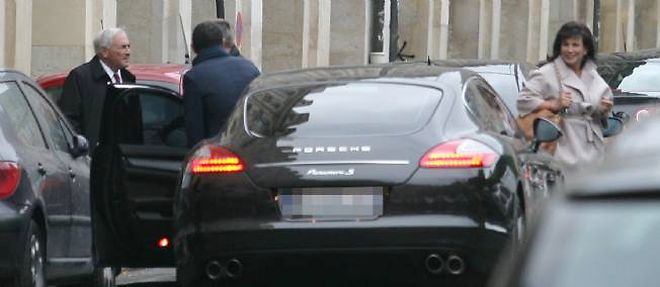 La Porsche de Dominique Strauss-Kahn est en realite celle de son ami Ramzi Khiroun, porte-parole d'Arnaud Lagardere.