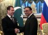 Pakistan: Medvedev &eacute;voque le terrorisme avec Zardari,  pas un mot sur Ben Laden