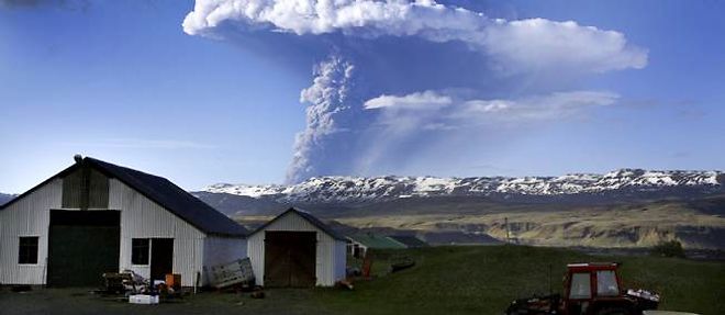 Le volcan islandais Grimsvoetn est entre en eruption le 21 mai.