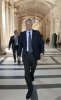La d&eacute;fense de Dominique de Villepin fait resurgir l'ombre de Nicolas Sarkozy