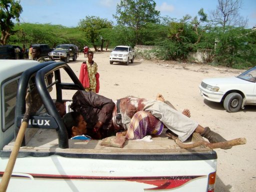 Chef presume d'Al-Qaida en Afrique de l'est, Fazul Abdullah Muhammad, un des acteurs-cle des attentats anti-americains de 1998 a Nairobi et Dar es-Salaam, a ete tue en debut de semaine a Mogadiscio lors d'un banal accrochage a un barrage routier.