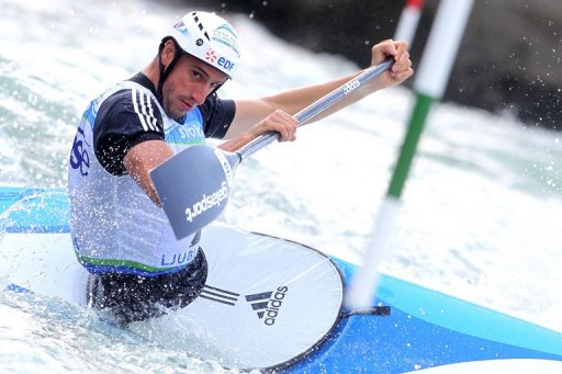 Le Francais Tony Estanguet a remporte la medaille d'or en C1 (canoe monoplace) des Championnats d'Europe de canoe-kayak en eaux vives, dimanche a La Seu d'Urgell (Catalogne).