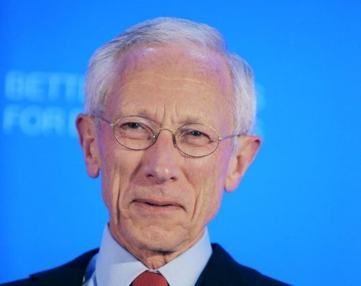La donne a toutefois legerement change samedi soir avec l'annonce de la candidature de l'Israelien Stanley Fischer, qui presente l'avantage d'avoir ete numero deux du FMI de 1994 a 2001.