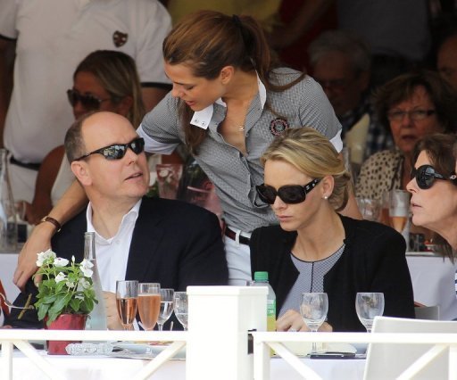 Monaco: un ami de Charlene Wittstock dit que &quot;tout va bien&quot; avant le mariage