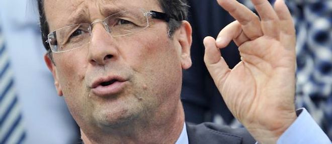 Francois Hollande s'est deplace a Lyon, ou il a recu l'appui du maire Gerard Collomb. 