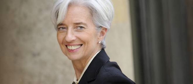 Christine Lagarde succede a DSK a la tete du FMI.
