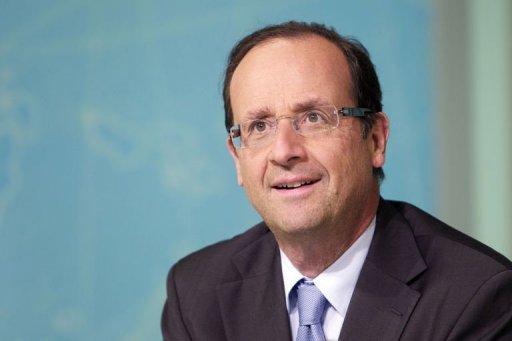 Francois Hollande est toujours en tete pour incarner la gauche a la presidentielle mais Martine Aubry remonte sensiblement, selon un sondage realise par l'Ifop pour le Journal du Dimanche (JDD) a paraitre dimanche.