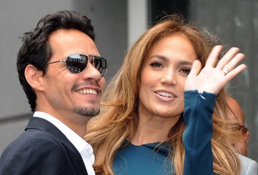 La star de 42 ans, qui poursuit Ojani Noa et Ed Meyer depuis novembre 2009, les accuse d'avoir tourne un film cense s'intituler "Comment j'ai epouse Jennifer Lopez: l'histoire de J-Lo et d'Ojani Noa".