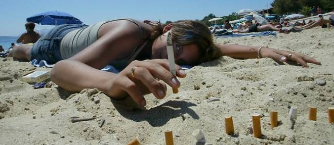 Fumer sur les plages de France sera-t-il bientot interdit ?