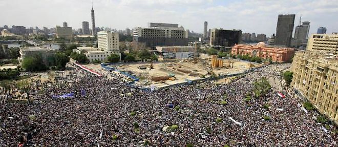Des activistes occupent la place Tahrir depuis le 8 juillet pour protester contre la lenteur des reformes menees par l'armee, en charge de la transition politique dans le pays depuis la chute du president Hosni Moubarak le 11 fevrier. 