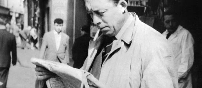 Albert Camus en 1959, un an avant sa mort dans un accident de voiture qui reste, pour partie, inexplique.