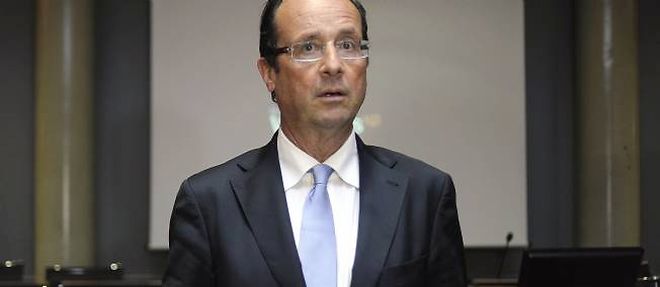 Francois Hollande est candidat a la primaire socialiste.
