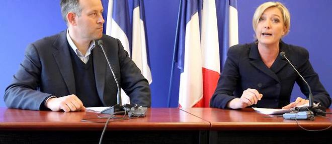 Laurent Ozon, charge de l'ecologie au sein du parti frontiste, a annonce, dimanche, sa demission "de toutes (ses) fonctions aupres de Marine Le Pen et dans le cadre du FN". 