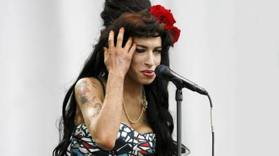 Amy Winehouse n'avait pas consomm&eacute; &quot;de substances ill&eacute;gales&quot;