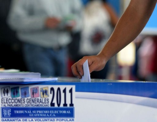 Le Guatemala a vot&eacute; sans incident pour une pr&eacute;sidentielle promise &agrave; Otto Perez
