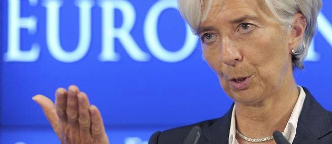 Christine Lagarde encourage les Brics a aller au bout de leur projet d'aider la zone euro en achetant de sa dette. 